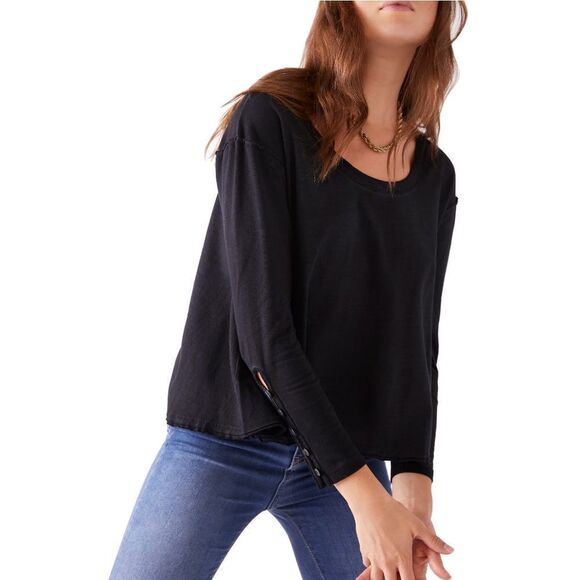 Free People Dark NAVY Long Sleeve THERMAL Blouse W/ button sleeve detail - Picture 2 of 6